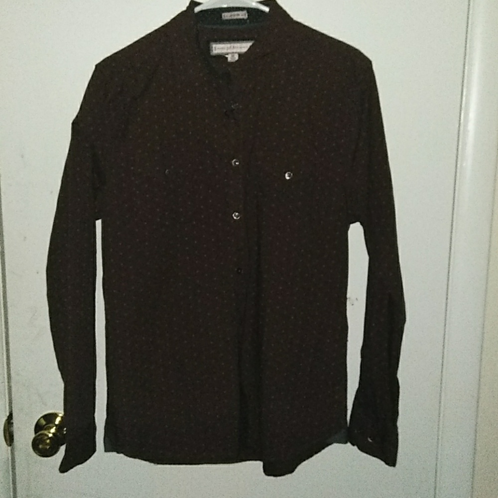 Long Sleeve Maroon Button Up Top